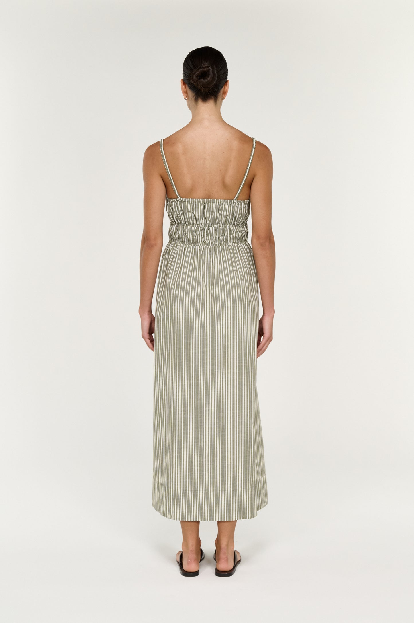 Pre Order SEPTEMBER - Lisara Midi Dress