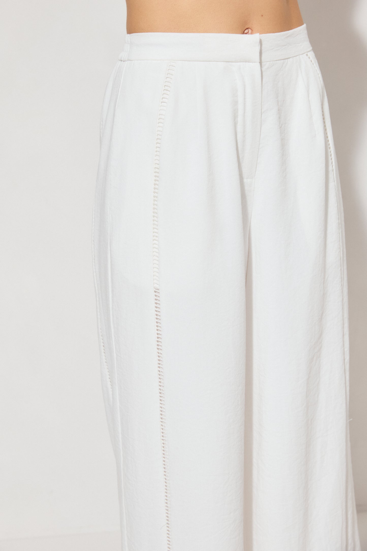 Pre Order FEB - Chiara Pant - White