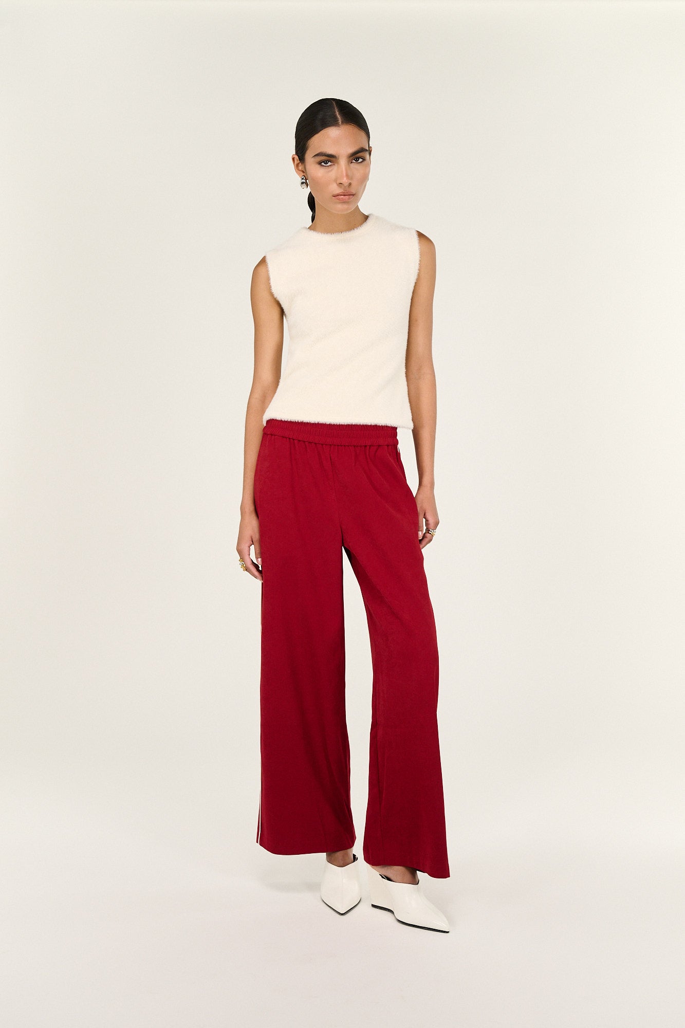 Pre Order - MARCH -Echo Mid Rise Relaxed Pant