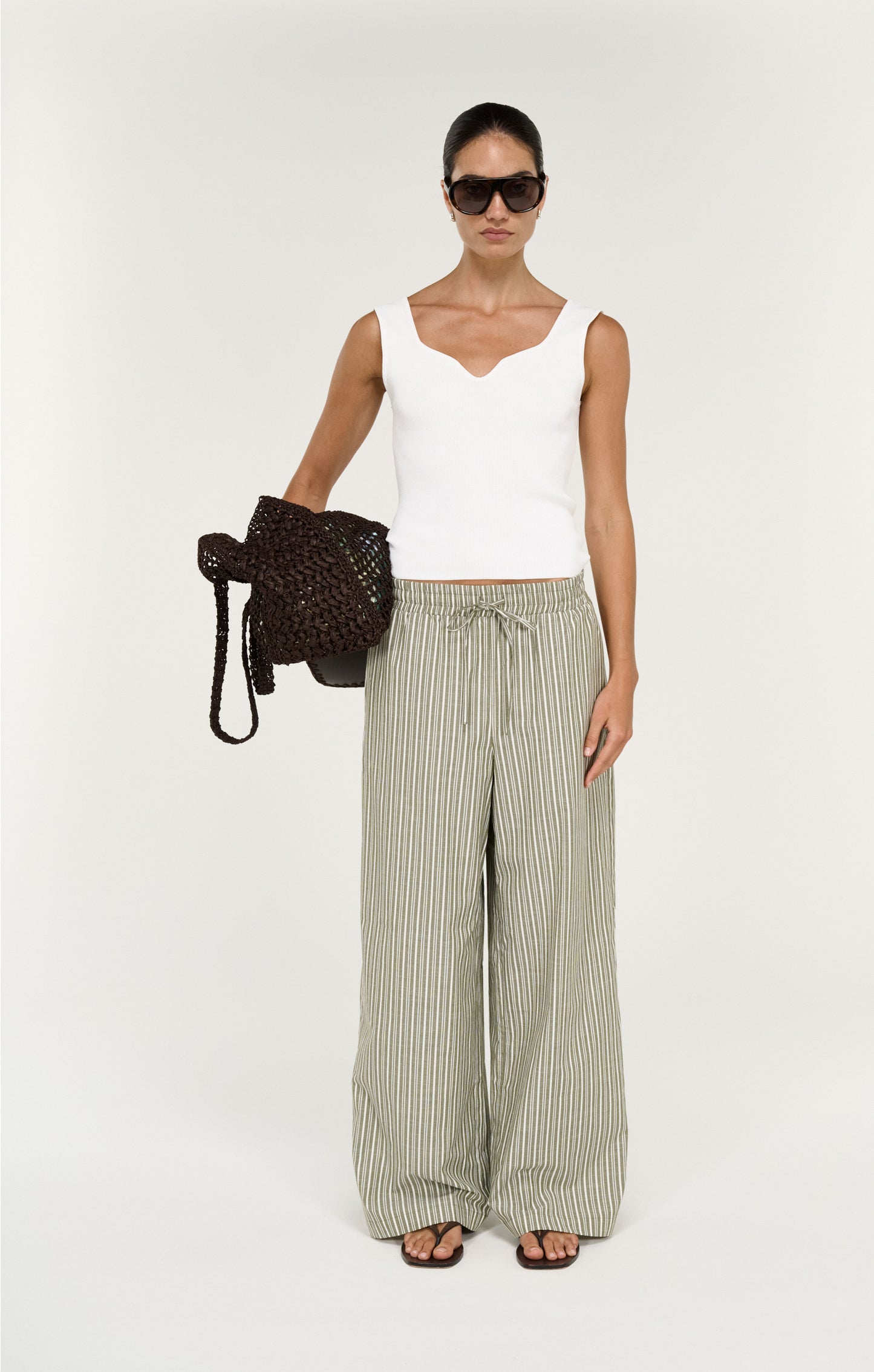 Pre Order SEPTEMBER - Lisara Relaxed Pant