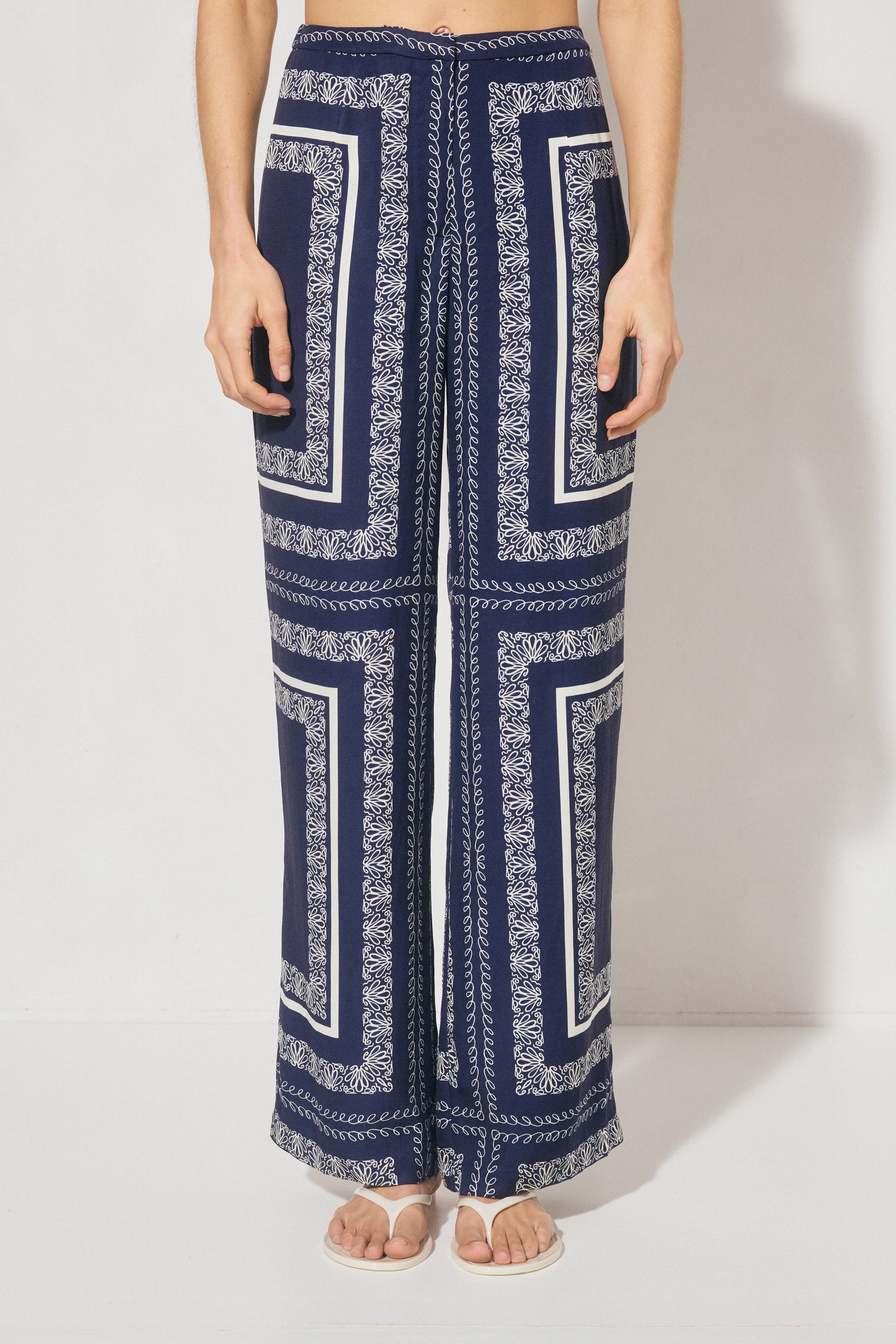 Pre Order FEB - Serafina Pant - Navy