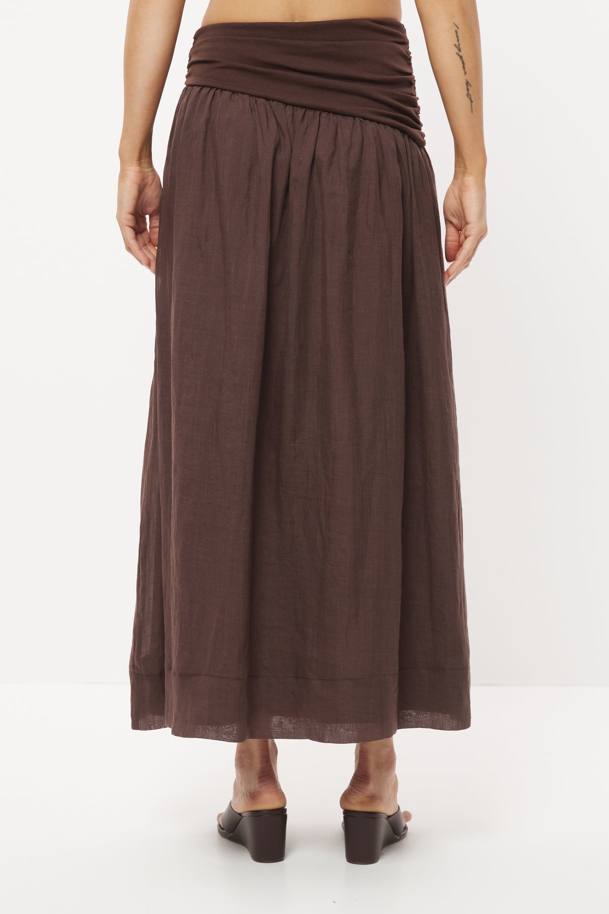 Pre Order FEB - Della Skirt Pecan