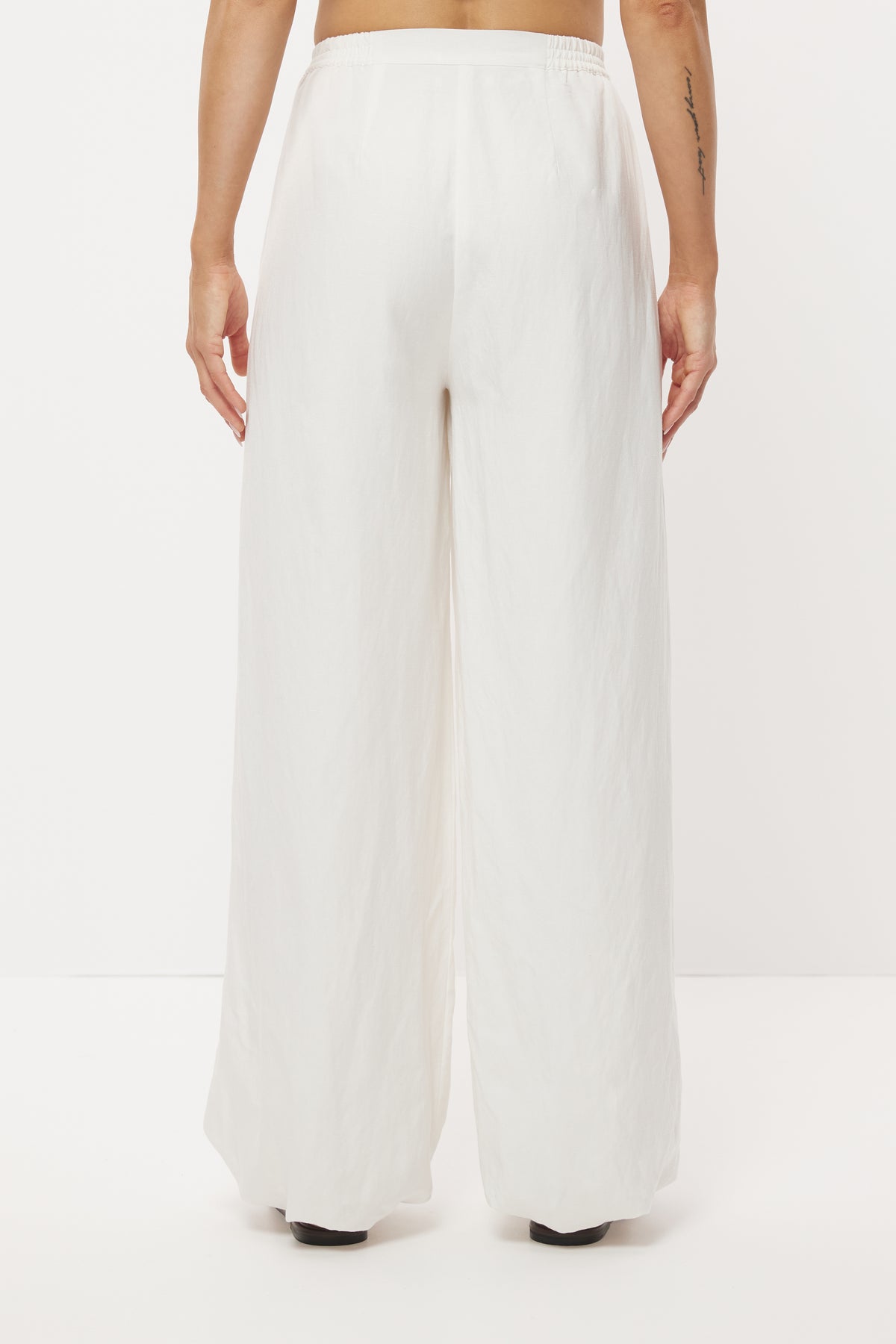 Pre Order FEB - Solene Balloon Pant - Off White