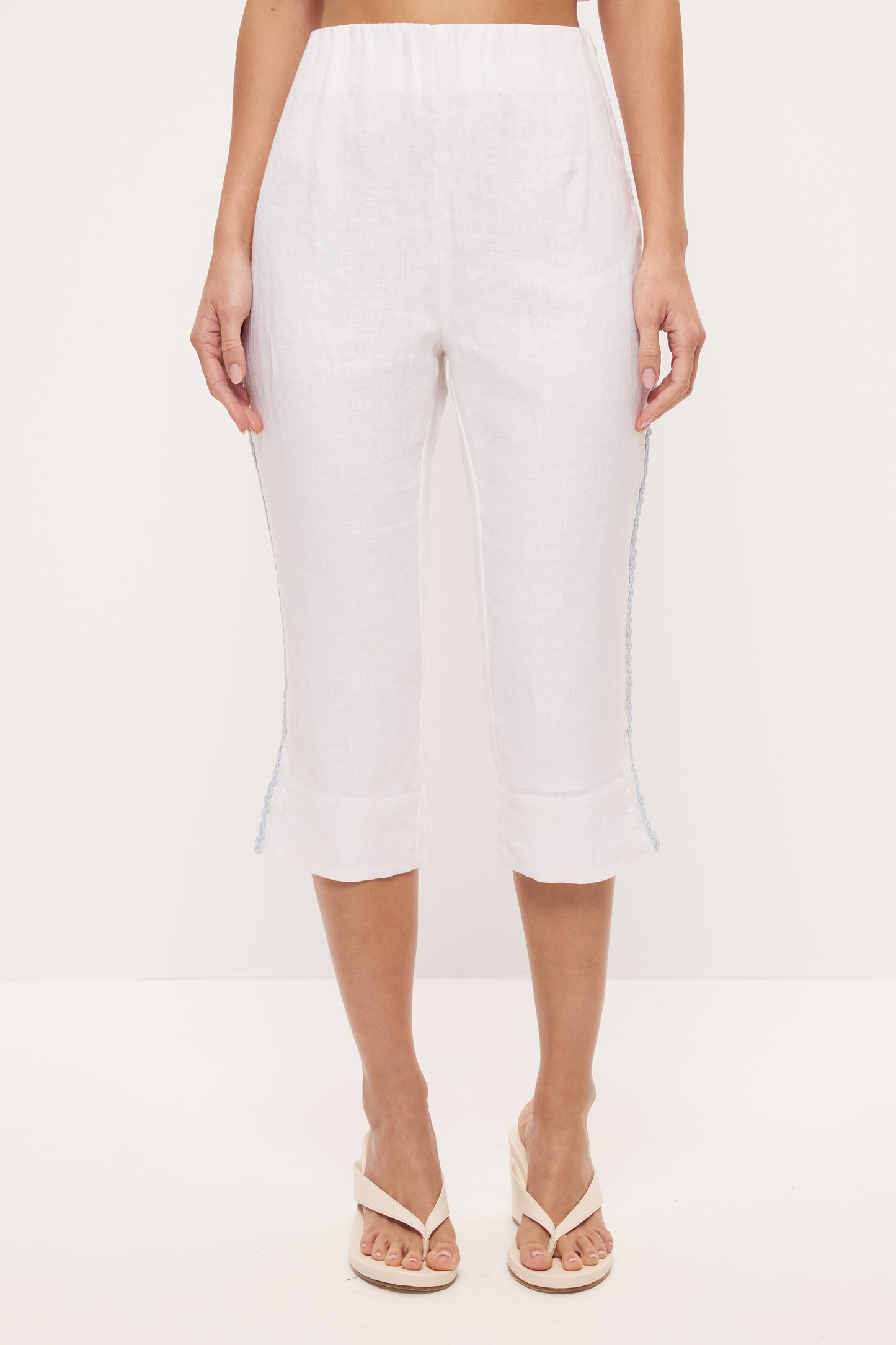 Pre Order OCTOBER - Aspyn Capri - White