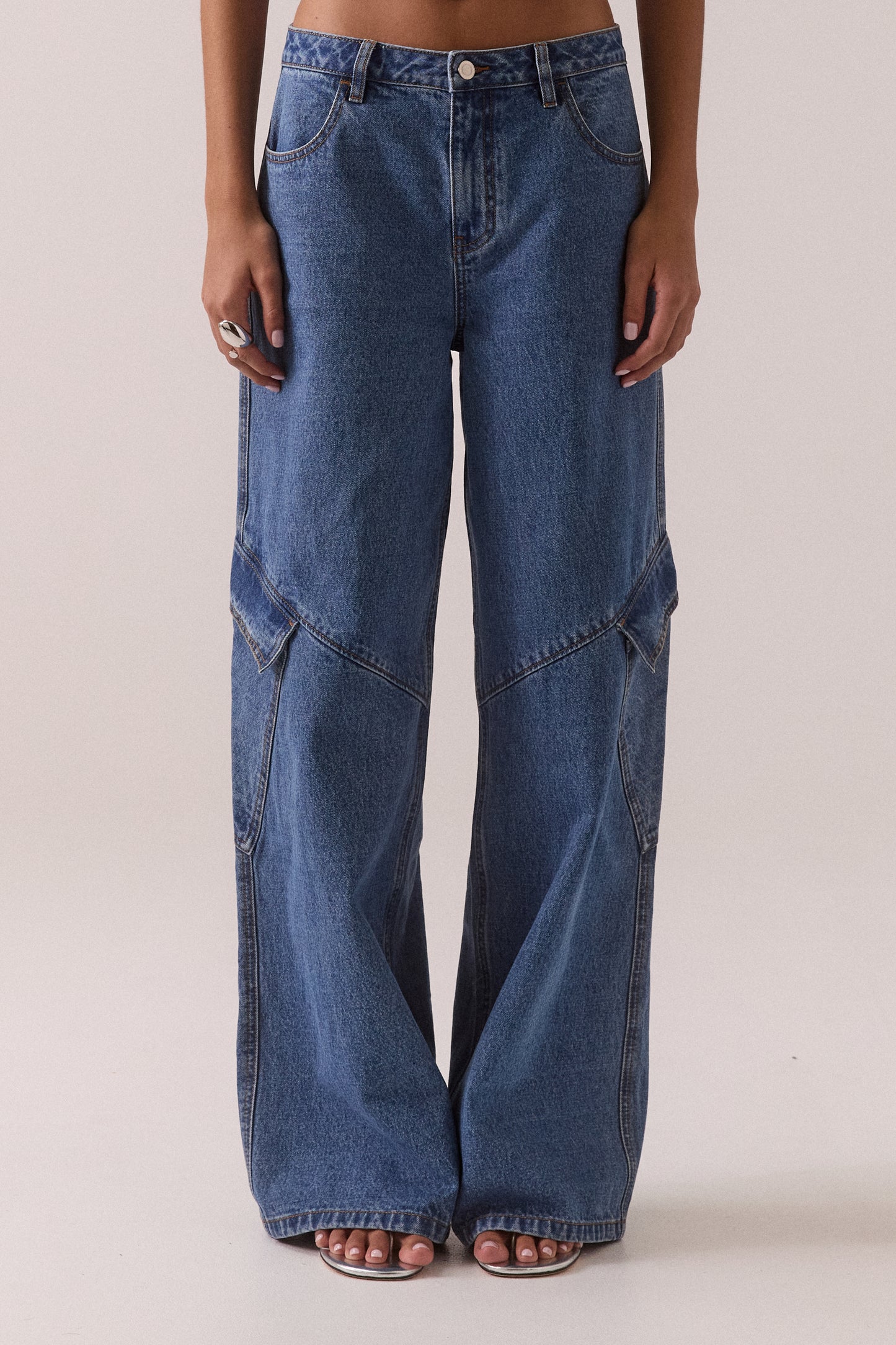 Pre Order MARCH - Everett Cargo Jean - Worn Blue