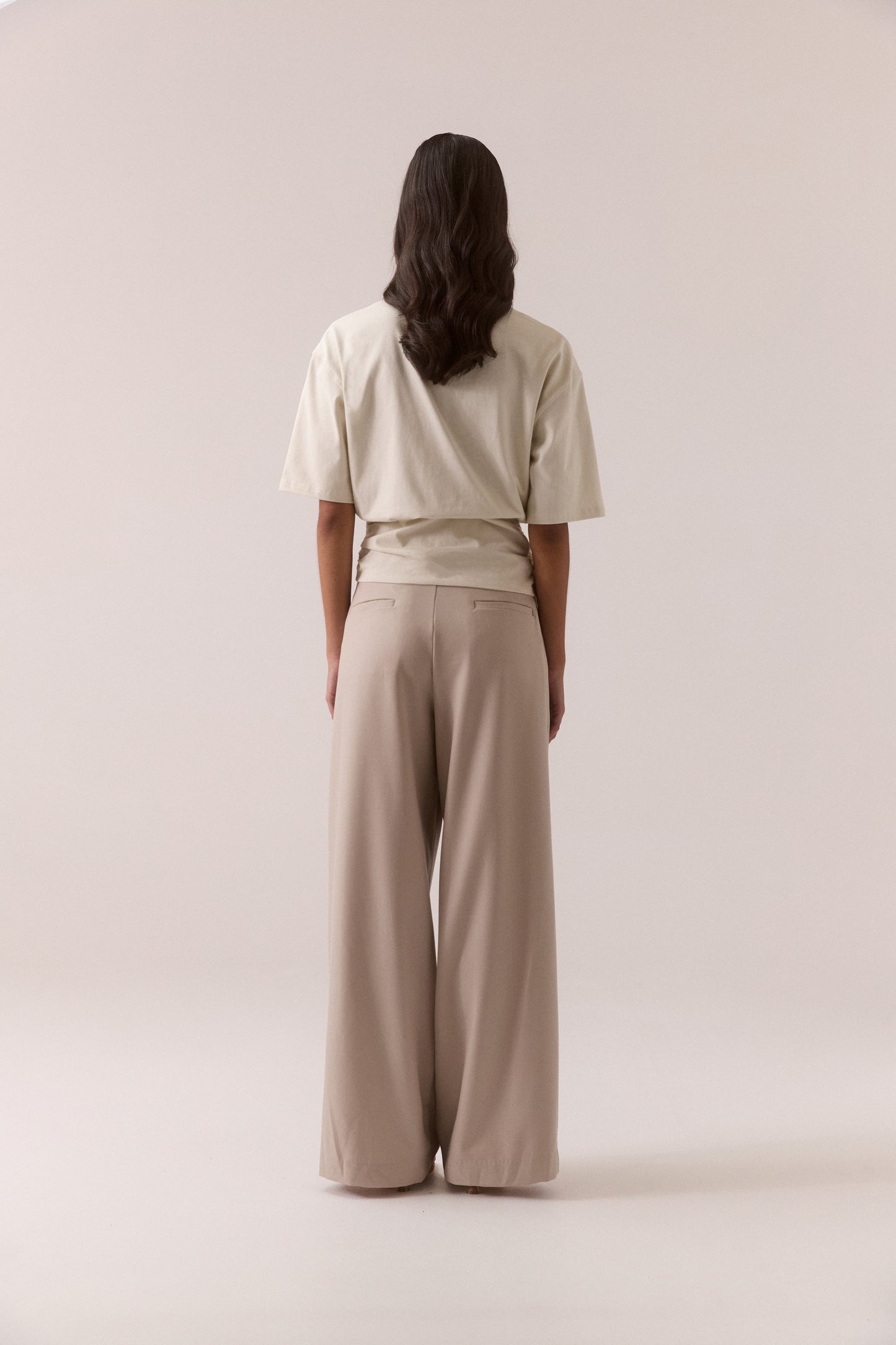 Pre Order FEB - Delani Tee - Creme