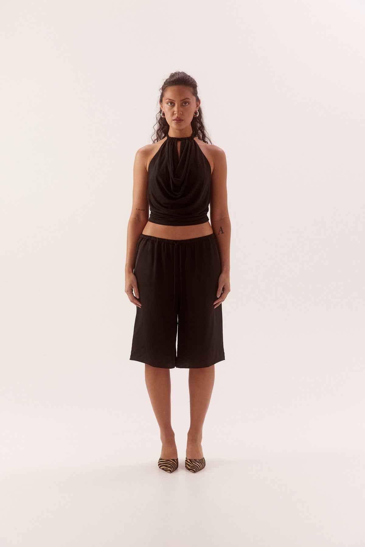 Pre Order FEBURARY - Taji Short - Black