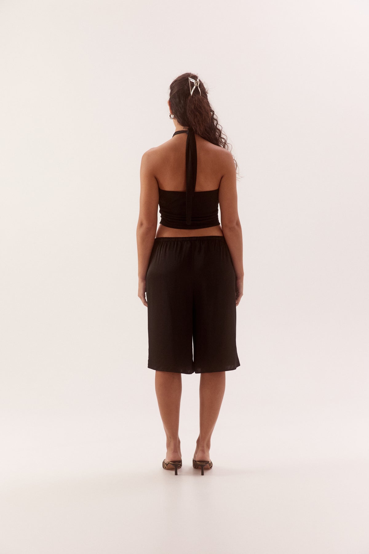 Pre Order FEBURARY - Taji Short - Black