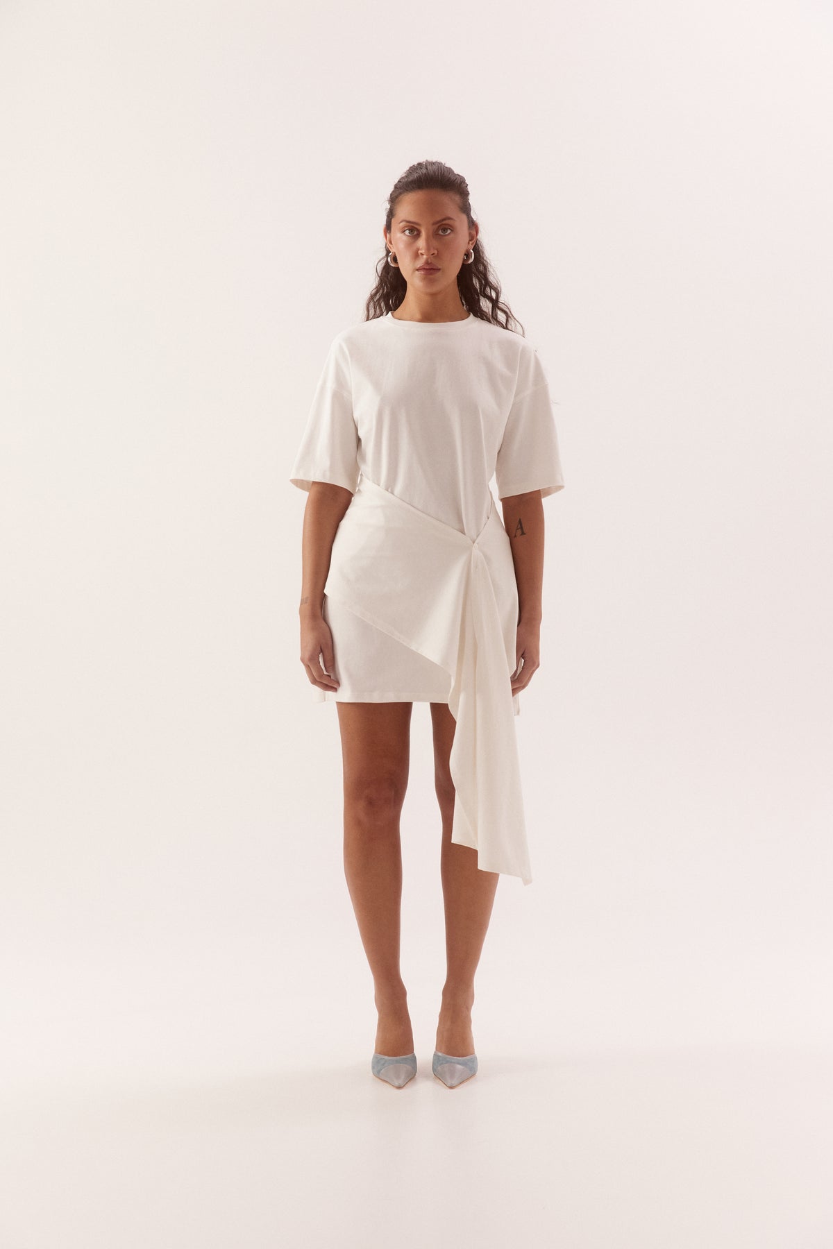 Pre Order FEBURARY - Winni Tee Dress - Chalk