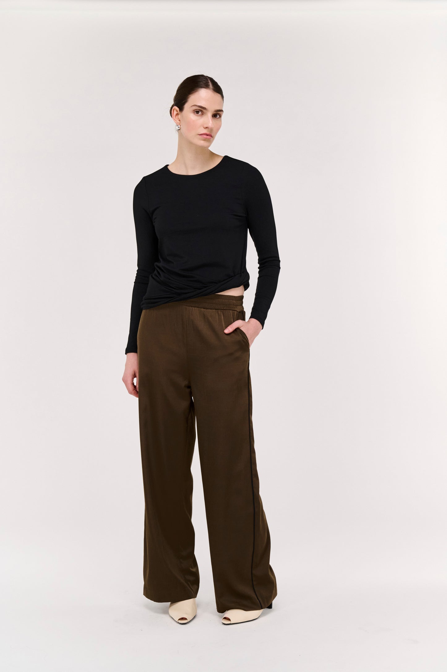 Pre Order JUNE - Dakota Relaxed Pant