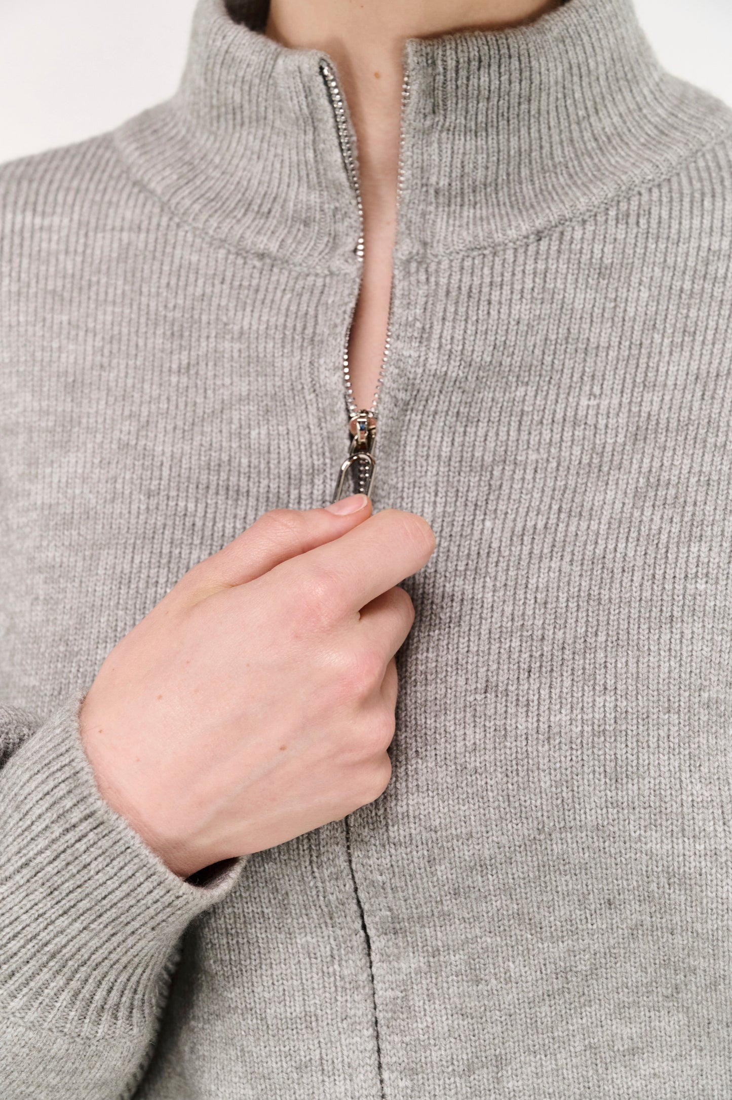 Pre Order JUNE - Harlow Oversize Zip Cardigan