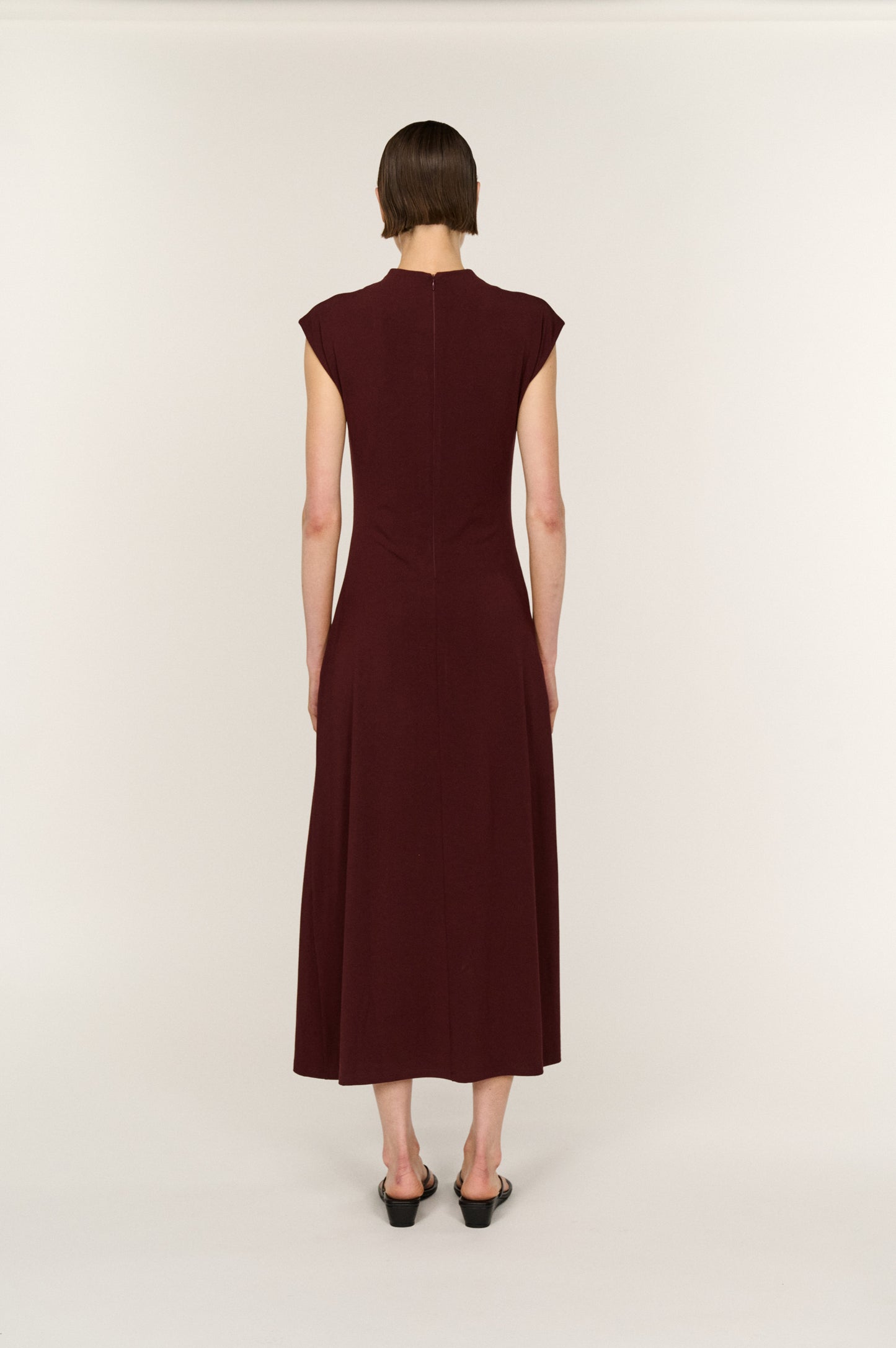 Pre Order FEBURARY - Shiloh Midi Dress