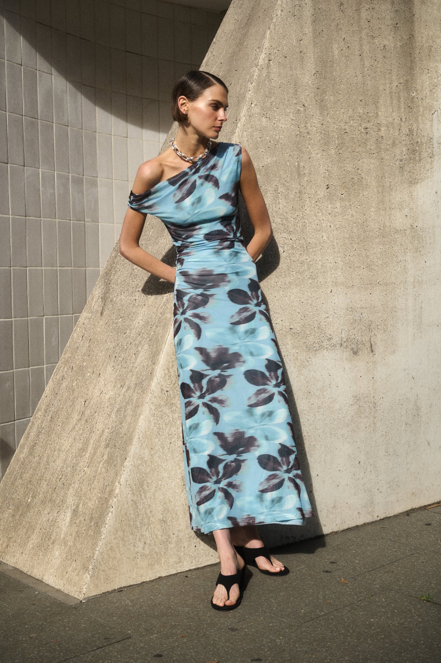 Pre Order FEBURARY - Levi Mesh Midi Dress
